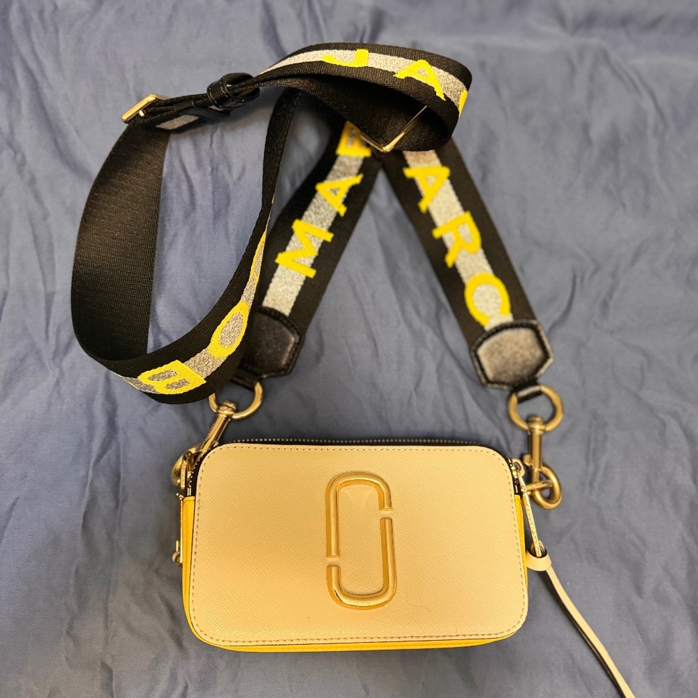 Marc Jacobs Snapshot